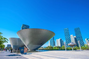 INCHEON, SOUTH KOREA - MAY 20 : INCHEON, SOUTH KOREA - MAY 20 : Songdo Central Park is the green space plan,inspired by NYC. Photo taken May 20,2015 in Incheon, South Korea.