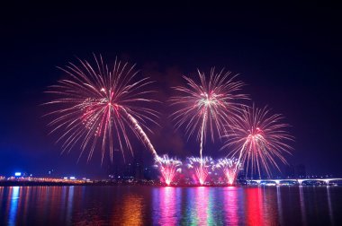 Kore'de Seul Uluslararası Fireworks Festival.