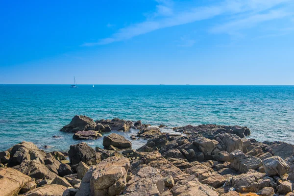 Orilla del mar en el mar haeundae, Corea . — Foto de Stock