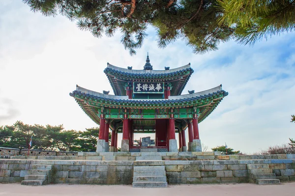 Fortaleza de Hwaseong em Suwon, famosa na Coréia . — Fotografia de Stock