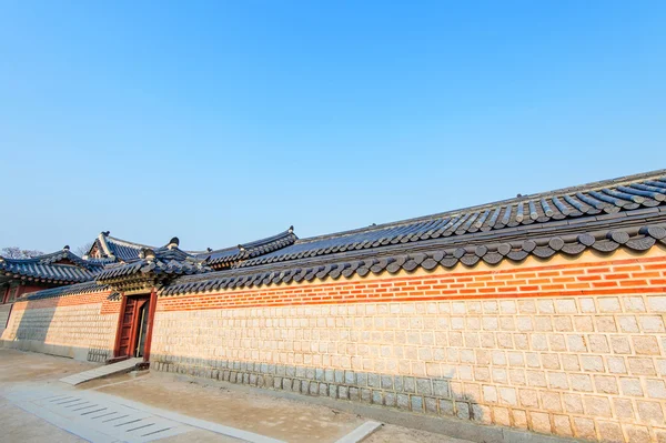 Roof of Gyeongbokgung palace in Seoul, Korea — Stock Photo, Image