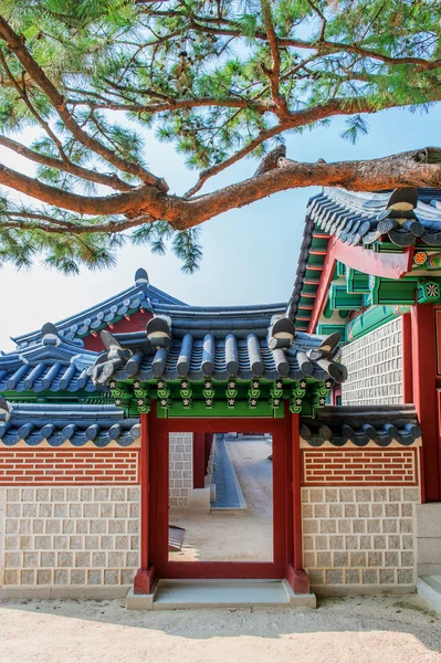 Gyeongbokgung palácio em Seul, Coréia do Sul — Fotografia de Stock