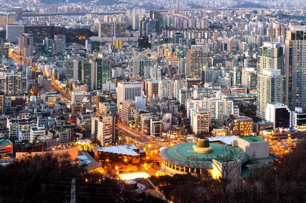 Vista do centro da cidade em Seul, Coréia do Sul . — Fotografia de Stock