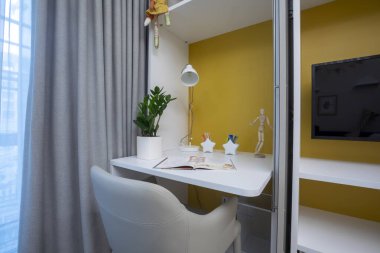 yapılacak iş ya da herhangi bir iş.