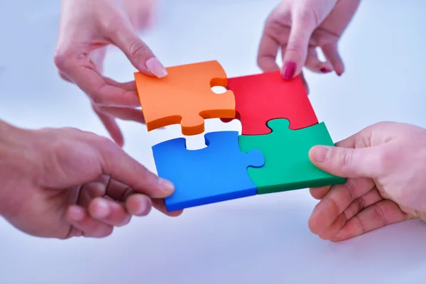 Business mensen montage jigsaw — Stockfoto