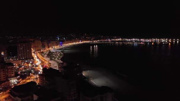 モロッコのタンジェ タンジェの街の夜のパノラマビュー タンジェのコルニッチ — ストック動画