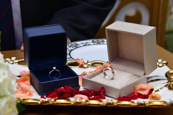 Wedding Rings Rings Box Wedding Details Diamond Ring — Φωτογραφία Αρχείου
