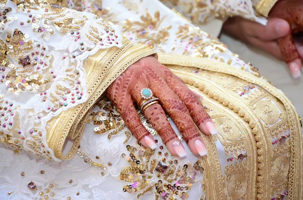 Ένα Ζευγάρι Μαροκινών Χεριών — Φωτογραφία Αρχείου