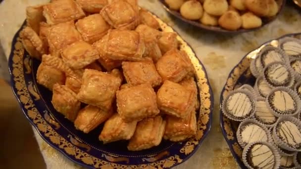 Dulces Marroquíes Pastry Ramadan Oriental Postres Sweets Ramadán Kareem Festivo — Vídeos de Stock