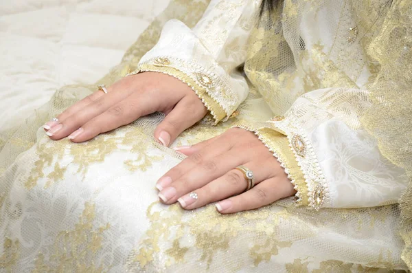 Tema Casamento Noiva Mãos Dadas Com Linda Rin — Fotografia de Stock