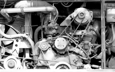 Büyük motoru siyah ve beyaz arka plan