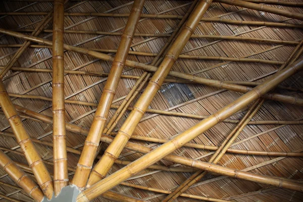Estructura de bambú en el campo de Tailandia —  Fotos de Stock