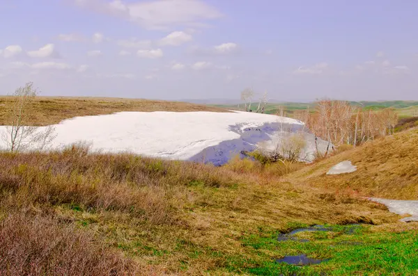 Bahar bozkır ve Deresi