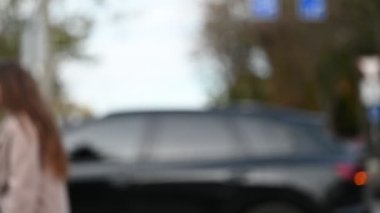 Bulanık şehir arkaplanı. şehir manzarası