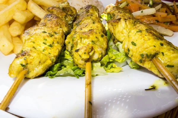 Kebabs de frango marroquino Imagem De Stock