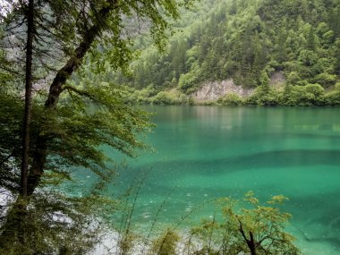 Jiuzhaigou Vadisi Milli park Çin