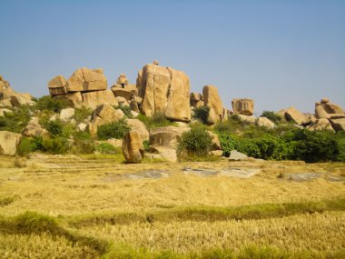 Hampi kayalar--dan Hindistan