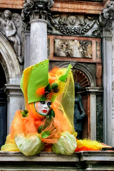 Traditional Venetian carnival mask — Stock Photo, Image