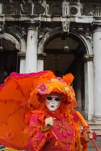 Traditional Venetian carnival mask — Stock Photo, Image