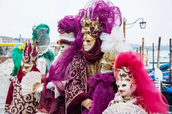 Traditional Venetian carnival mask — Stock Photo, Image
