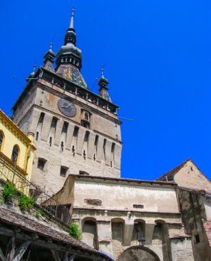 Romanya'da Sighisoara Saat Kulesi