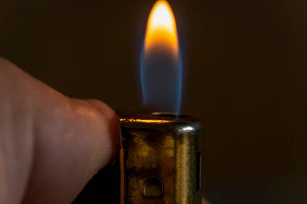 Hand Holding Burning Lighter Dark Macro Photo Background Fire — Stock Photo, Image