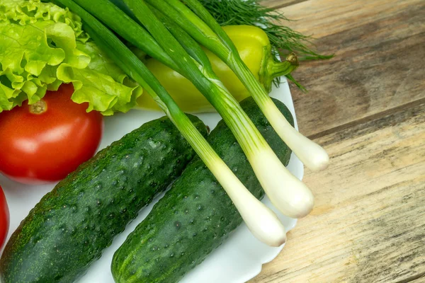 Schönes Frisches Saftiges Gemüse Auf Einem Weißen Teller Frische Paprika — Stockfoto