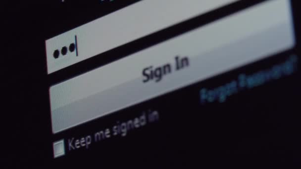 Inmatning av lösenord. Någon anger sitt lösenord på datorskärmen — Stockvideo