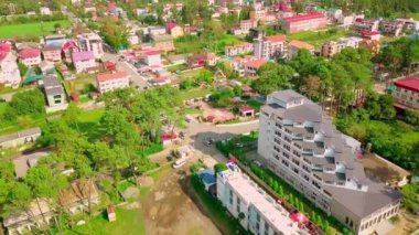 Gürcistan, köy ya da şehir Magneti, bir tatil köyünün insansız hava aracı manzarası..