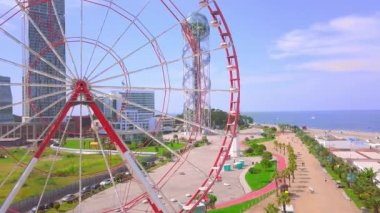 Georgia, Batumi 'deki bir parkta İHA' dan ateş edildi..