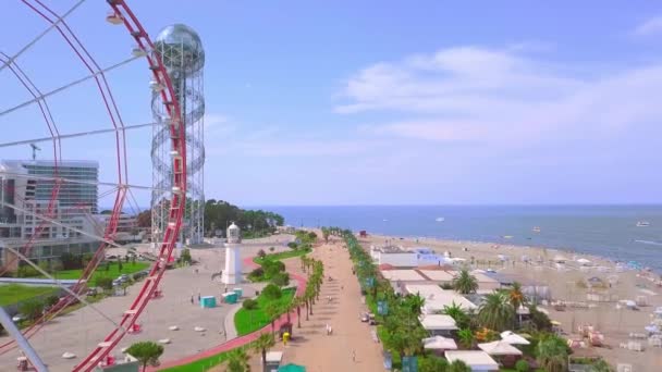 Shooting from a drone at a park in the city of Batumi, Georgia. — Stock Video