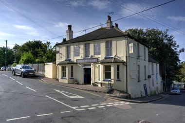 Stone Crossing, Birleşik Krallık - 30 Ağustos 2019: Köy genelevinin dış görünümü