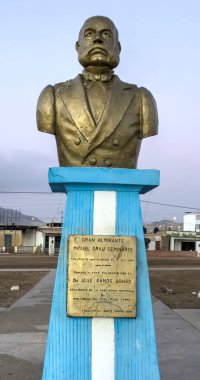 Tortugas, Casma, Peru - 3 Ağustos 2021: Peru deniz kahramanı Amiral Miguel Grau Seminario 'nun Baskını