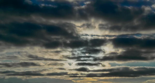 Stürmischer Himmel — Stockfoto