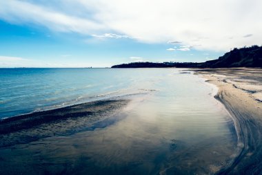 Masmavi dalgalar ışıltı