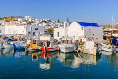 Naoussa köyü, Paros adası