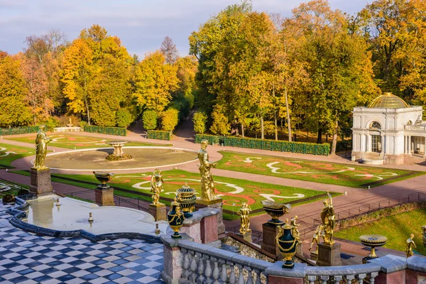 Gran Cascada en Peterhof — Foto de Stock