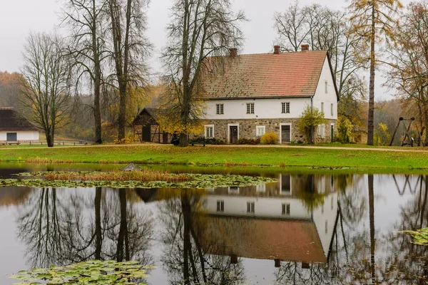 Αγροτική Λετονία Όμορφο Φθινοπωρινό Τοπίο Στο Εθνικό Πάρκο Gauja Sigulda — Φωτογραφία Αρχείου