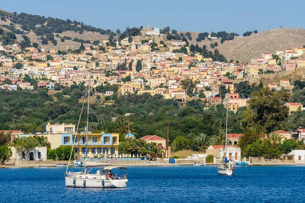 Das Malerische Griechische Dorf Pedi Mit Traditioneller Architektur Insel Symi — Stockfoto