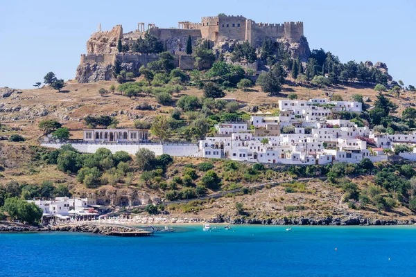 Rhodos Griechenland Mai 2016 Lindos Stadt Mit Der Burg Oben — Stockfoto