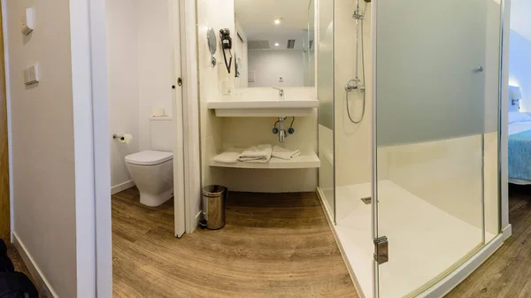 Moderní Interiér Hotelové Koupelny — Stock fotografie