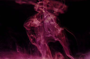 Suyun soyut arkaplanındaki boyalar