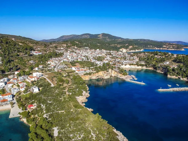 Vista Aérea Sobre Patitiri Cidade Ilha Alonnisos Grécia — Fotografia de Stock