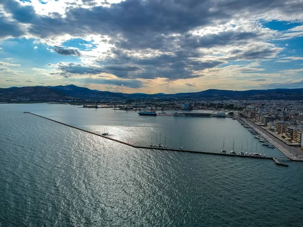 Volos Şehri Magnesia Yunanistan Avrupa Daki Liman Üzerinde Hava Fotoğrafı — Stok fotoğraf