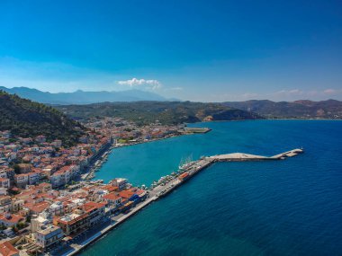 Gökyüzü manzaralı deniz kenti Gytheio, Lakonia, Moreloponnese, Yunanistan, Avrupa