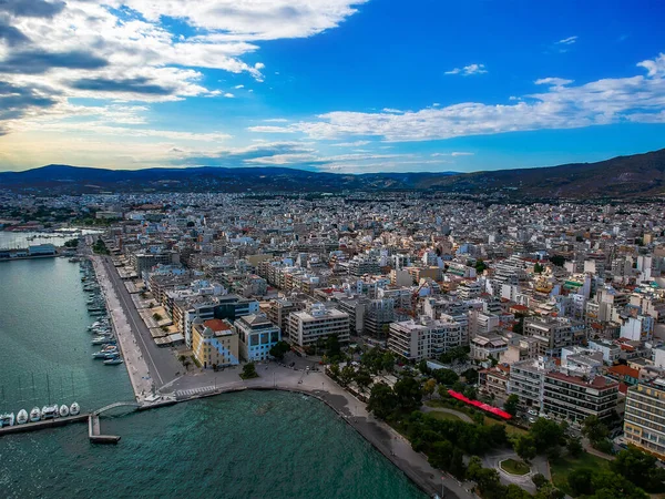 在希腊 欧洲的沃洛斯市和马格尼西亚港口上空的航拍照片 — 图库照片