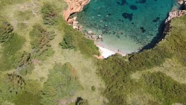 Aerial View Majestic Beach Kokkinokastro Alonnisos Island Beautiful Rocky Scenery — Stock Video