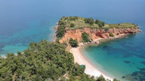 Vista Aérea Sobre Majestosa Praia Kokkinokastro Ilha Alonnisos Bela Paisagem — Vídeo de Stock