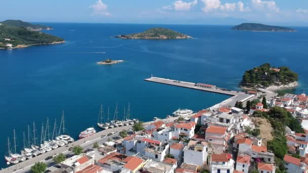 Skiathos Adası Sporades Magnesia Yunanistan Daki Chora Kasabasının Hava Panoramik — Stok video