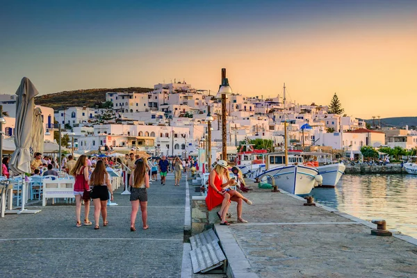 Paros Cyclades Greece June 2018 Tourists Walking Taking Photos Seaside — Stock Photo, Image